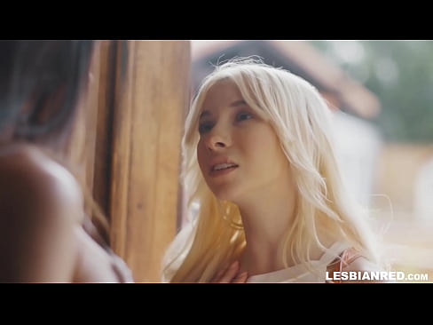 ❤️ A nena chega a casa uns meses despois e acaba comendo o coño da súa madrastra ❤️❌ Vídeo de sexo en % gl.dreamlandpassionfever.ru % ☑